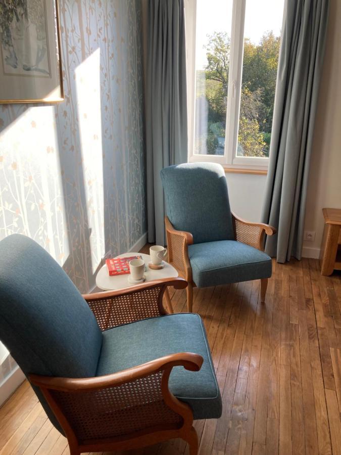 Chambres & Table D'Hotes De La Vieille Ferme Salon-la-Tour Εξωτερικό φωτογραφία